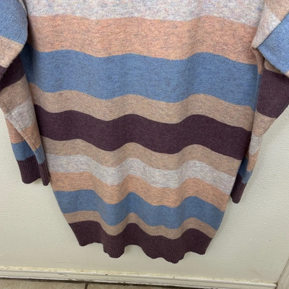 Andree Women's Multicolor Striped Sweater - Picture 2 of 2